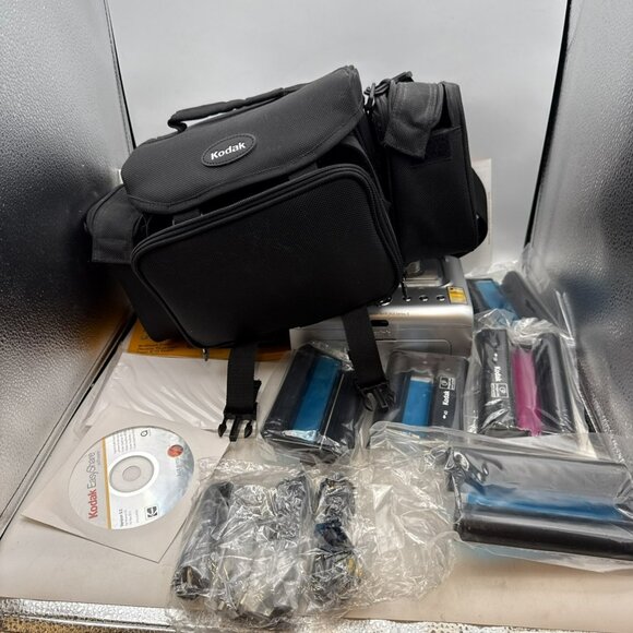 Kodak EasyShare Printer Dock Series 3 + C310 Camera w/ 300 Photo Paper Works - Picture 2 of 16